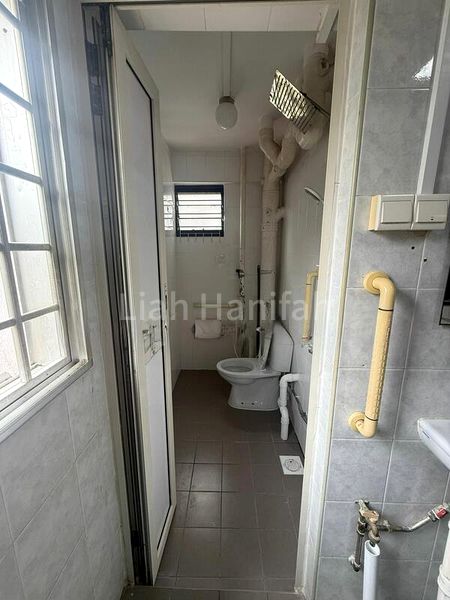 3 Room (3S) HDB for Sale in  311 Bukit Batok Street 32 - Image 6