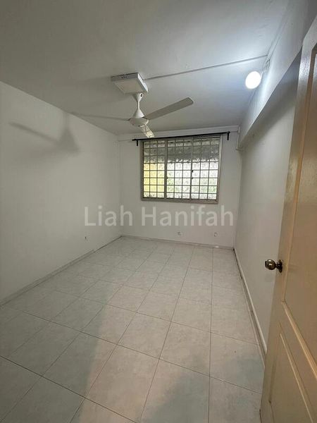 3 Room (3S) HDB for Sale in  311 Bukit Batok Street 32 - Image 5