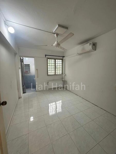 3 Room (3S) HDB for Sale in  311 Bukit Batok Street 32 - Image 3