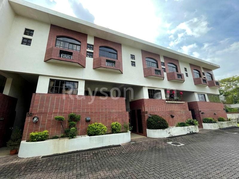 3 Bed Terraced House (Landed) for Rent in  Wilmer Lodge - Image 2