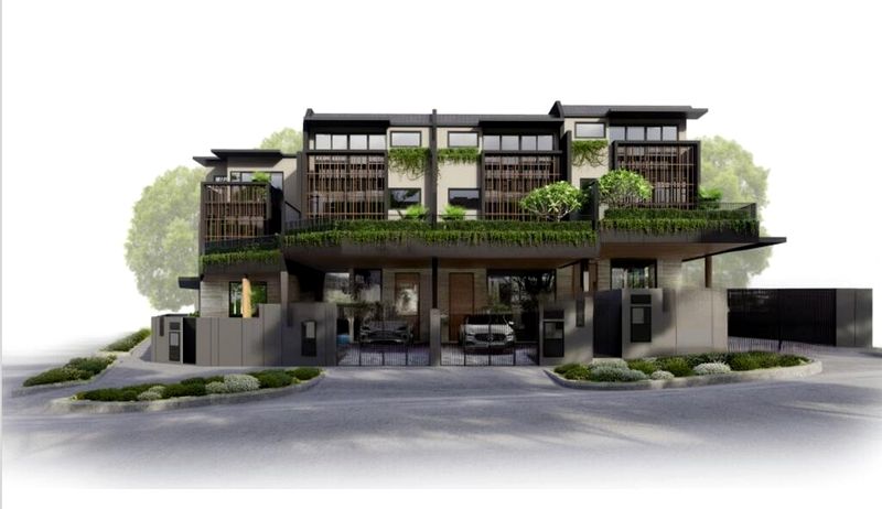 5 Bed Corner Terrace (Landed) for Sale in  Holland Gardens - Image 7