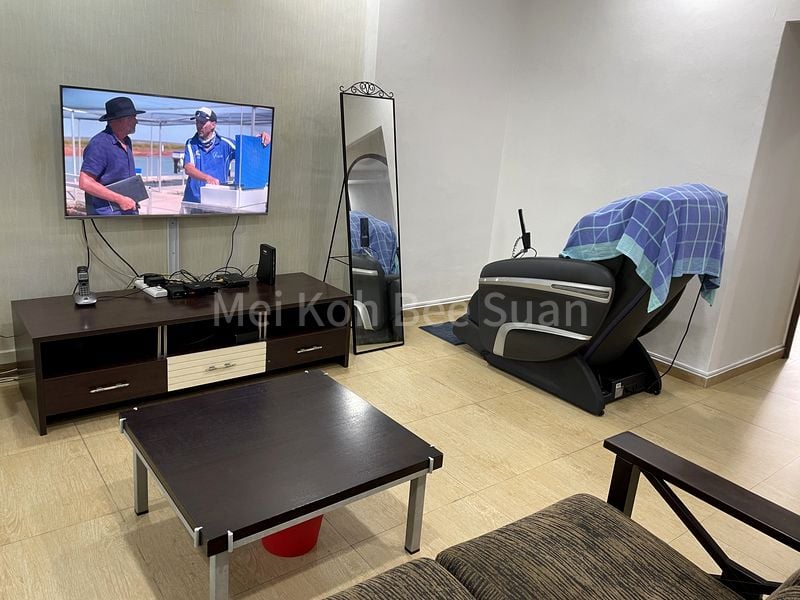 4 Room (4A) HDB for Rent in  561 Pasir Ris Street 51 - Image 2