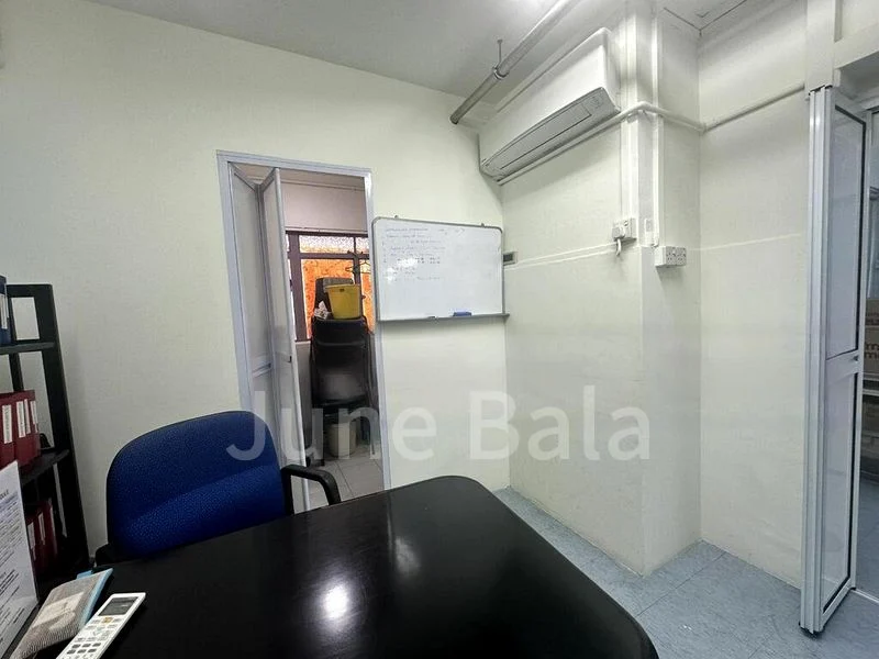 Shop / Shophouse for Rent: 846 Yishun Ring Road - Image 4