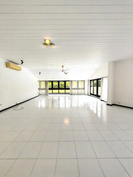 5 Bed Bungalow (Landed) for Rent in  Rebecca Road - Image 2