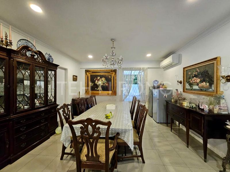 5 Bed Bungalow (Landed) for Sale in  Palm Drive - Image 2