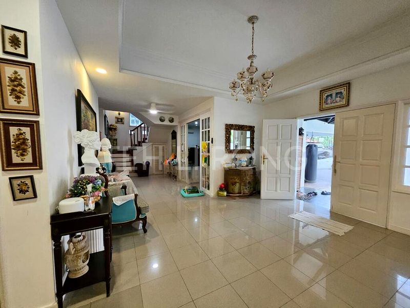 5 Bed Bungalow (Landed) for Sale in  Palm Drive - Image 10
