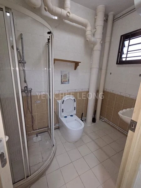 5 Room (5I) HDB for Rent in  200D Sengkang East Road - Image 11