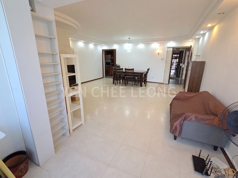 5 Room (5I) HDB for Rent in  200D Sengkang East Road - Image 3