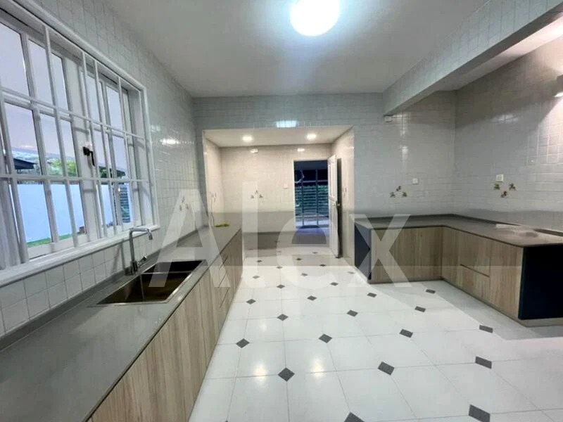 4 Bed Semi-Detached House (Landed) for Rent in  Washington Villa - Image 5