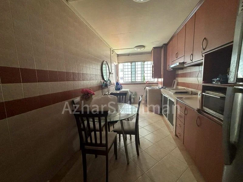 4 Room (4A) HDB for Rent in 840 Woodlands Street 82 - Image 3