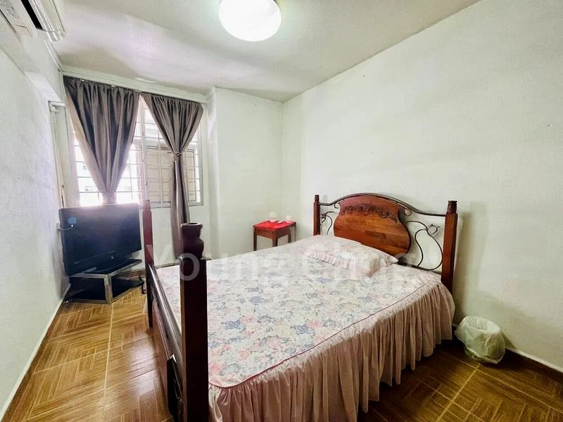 Room (HDB) for Rent in  325 Woodlands Street 32 - Image 1