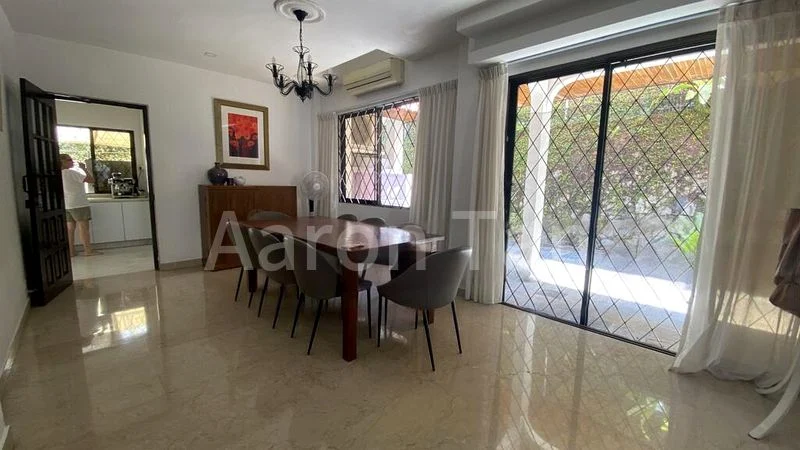 3 Bed Semi-Detached House (Landed) for Rent in  King's Road - Image 1