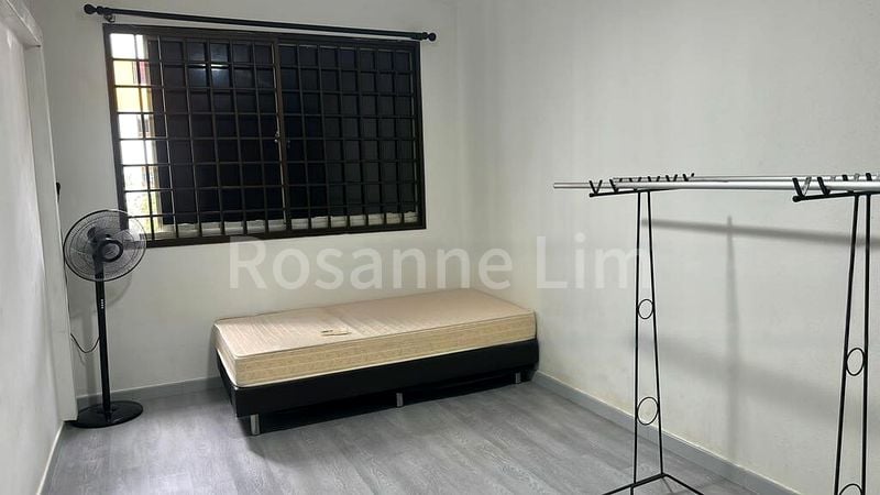 Common Room (HDB) for Rent in  745 Jurong West Street 73 - Image 7
