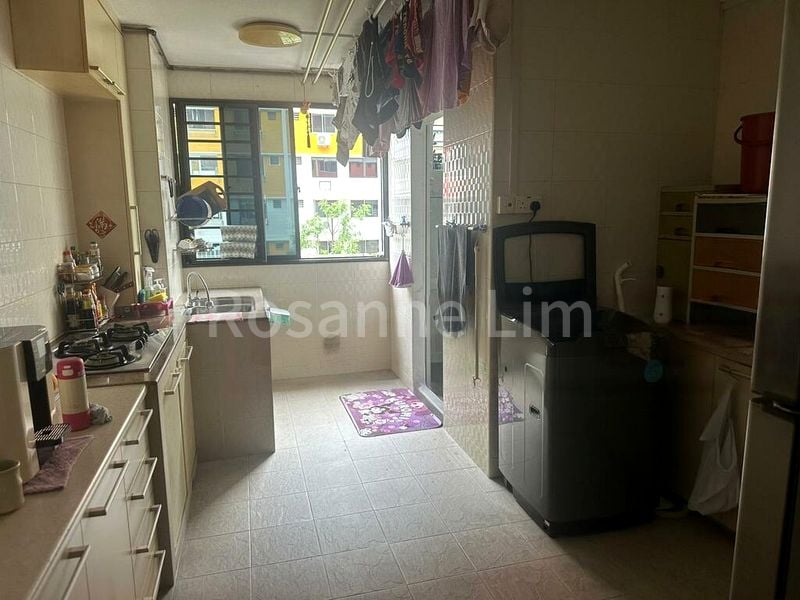 Common Room (HDB) for Rent in  745 Jurong West Street 73 - Image 1