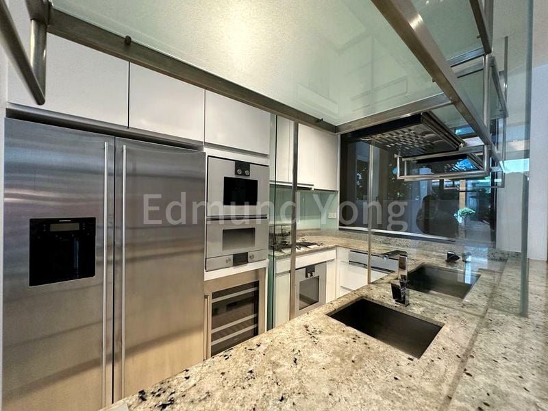 4 Bed Cluster House (Landed) for Sale in  Seahill - Image 4