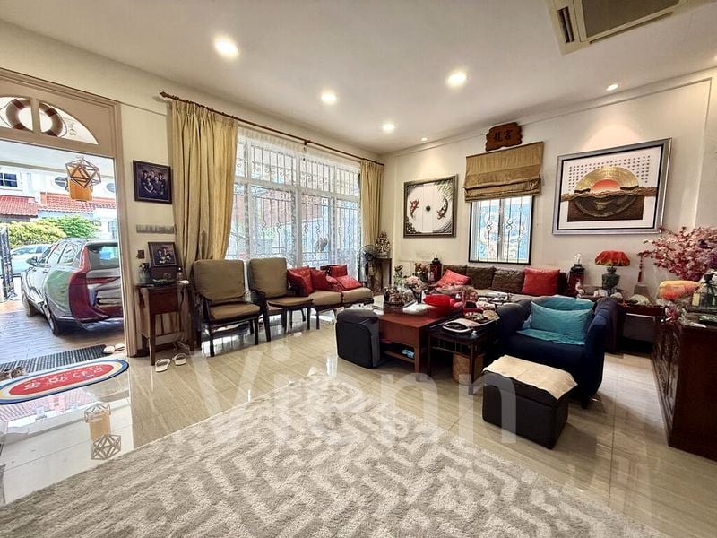 4 Bed Corner Terrace (Landed) for Sale in  Edelweiss Park Condominium - Image 1