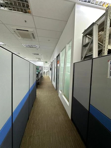 Light Industrial (B1) for Sale: Nordcom I - Image 6