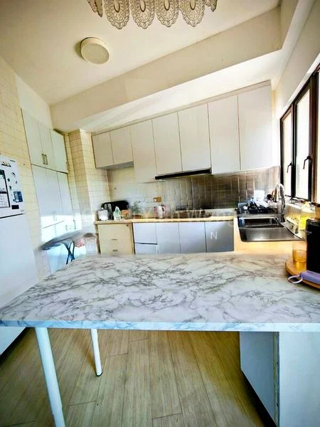 1 Bed Condo for Sale in  Bayshore Park - Image 4