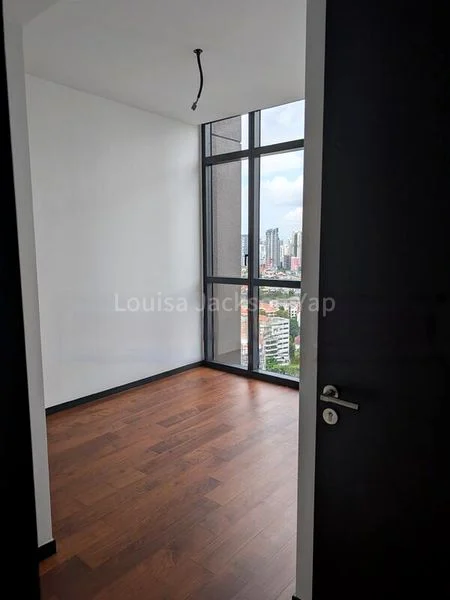 4 Bed Condo for Rent in  Pullman Residences Newton - Image 7