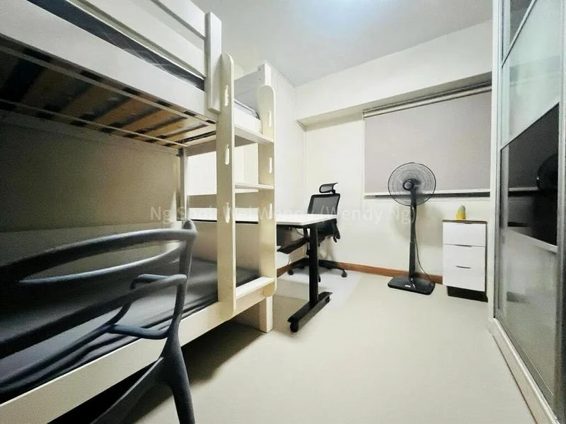 5 Room (5A) HDB for Sale in  647 Punggol Central - Image 2