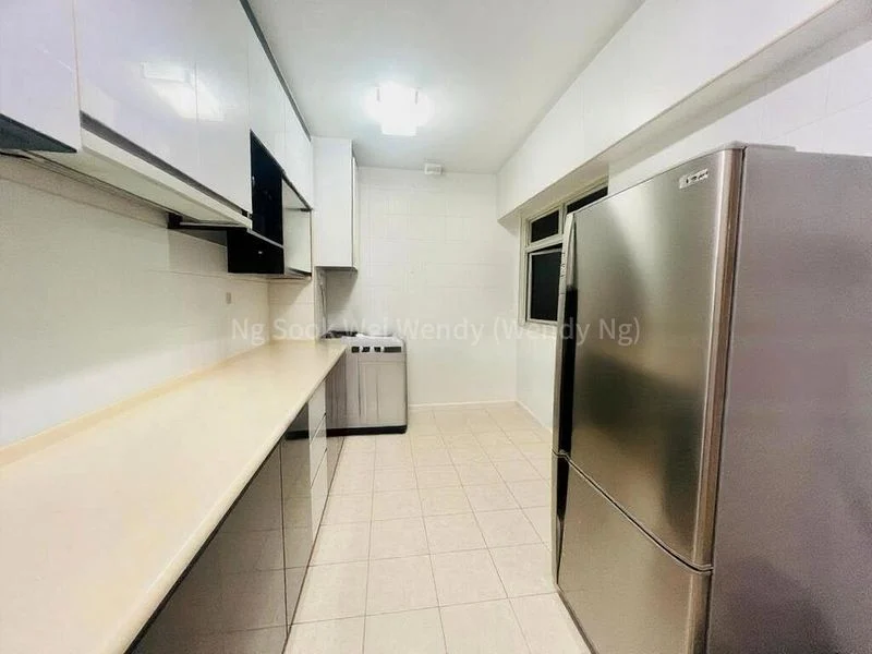 5 Room (5A) HDB for Sale in  647 Punggol Central - Image 4