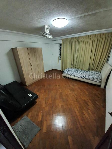4 Room (4A) HDB for Rent in  521 Hougang Avenue 6 - Image 5
