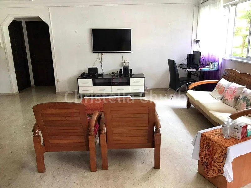 4 Room (4A) HDB for Rent in  521 Hougang Avenue 6 - Image 1