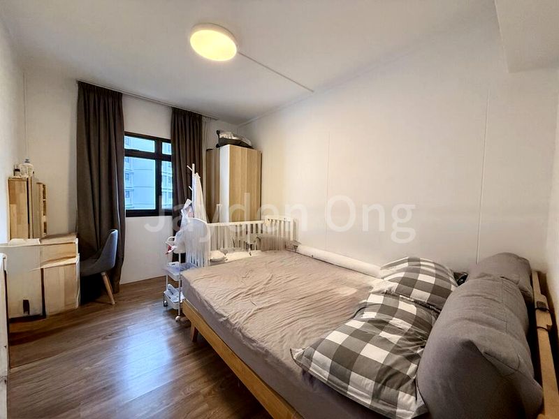 5 Room (5I) HDB for Sale in  203E Compassvale Road - Image 9