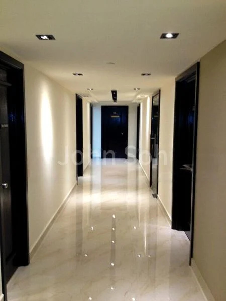 Office for Rent: International Building - Image 3