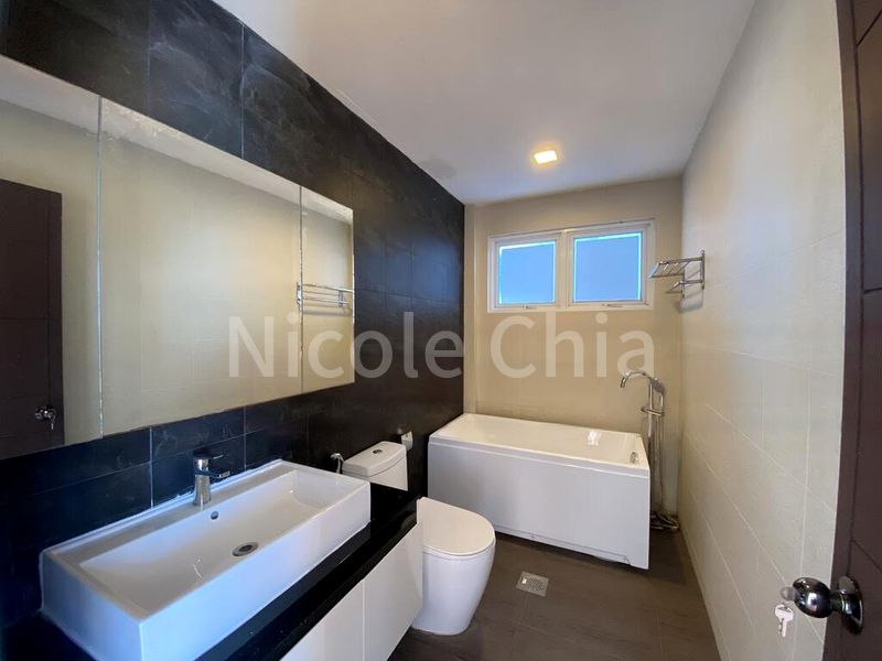 5 Bed Semi-Detached House (Landed) for Sale in  Seletar Hills Estate - Image 7