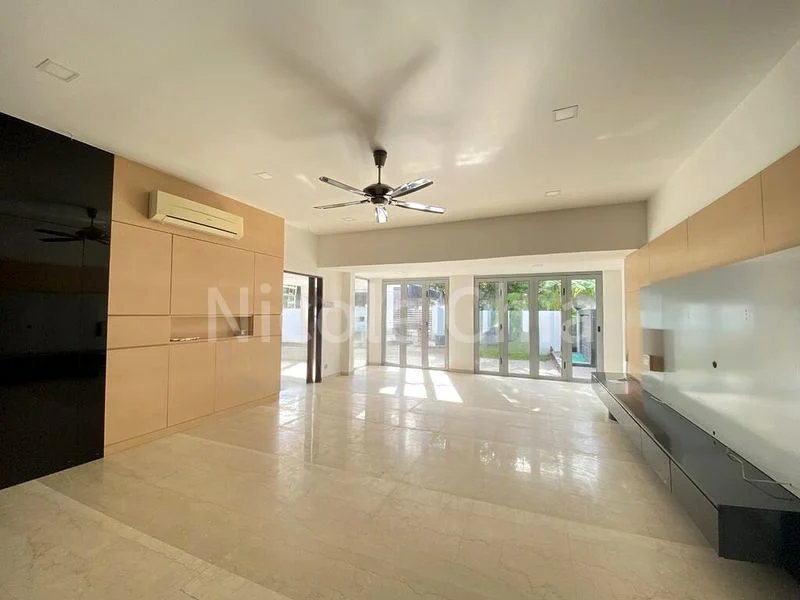 5 Bed Semi-Detached House (Landed) for Sale in  Seletar Hills Estate - Image 1