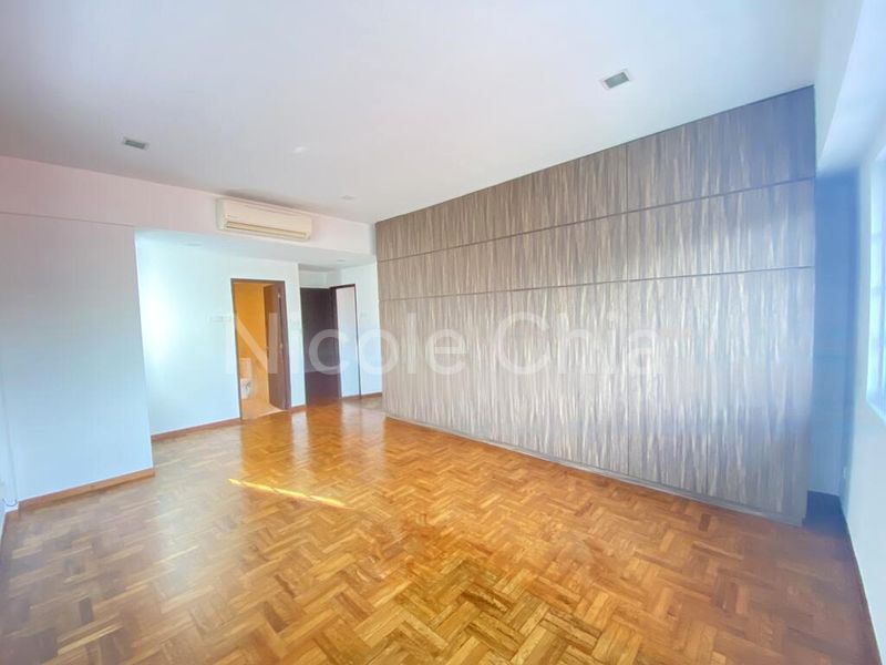 5 Bed Semi-Detached House (Landed) for Sale in  Seletar Hills Estate - Image 4