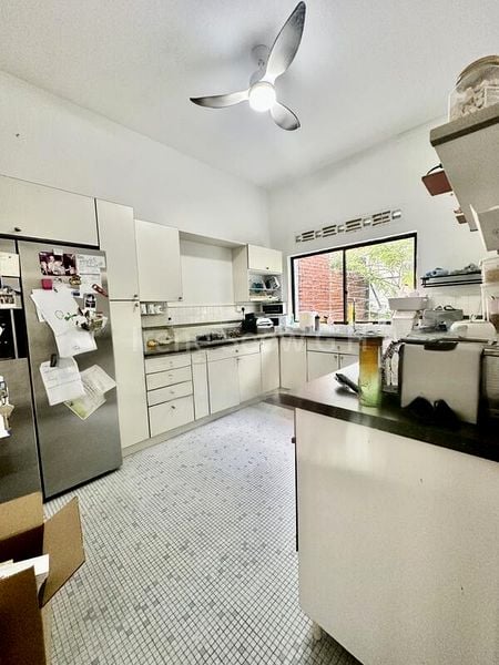 4 Bed Semi-Detached House (Landed) for Rent in  Lucky Gardens - Image 2