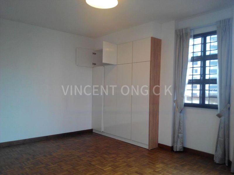 4 Bed Condo for Rent in  Parkway View - Image 5