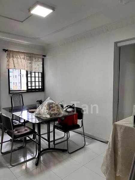 4 Room (4A) HDB for Rent in  223 Yishun Street 21 - Image 3