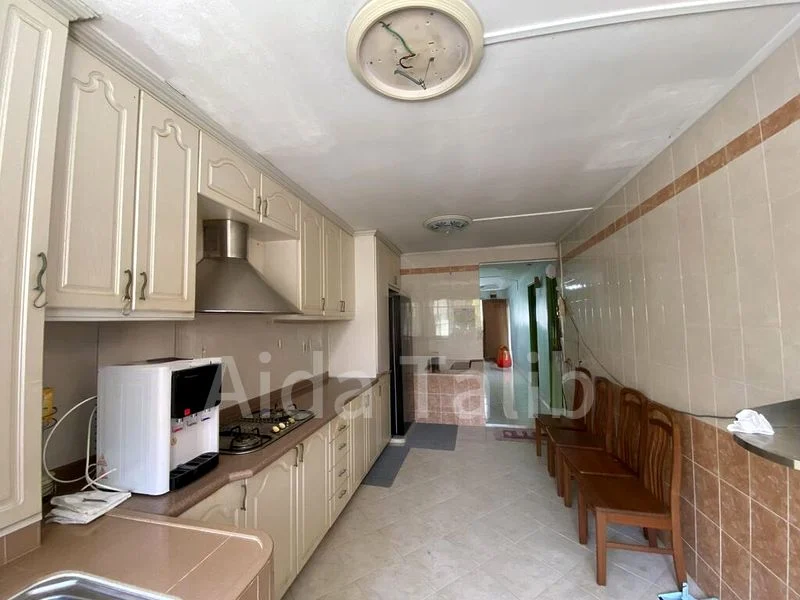 3 Room (3NG) HDB for Sale in  227 Tampines Street 23 - Image 6