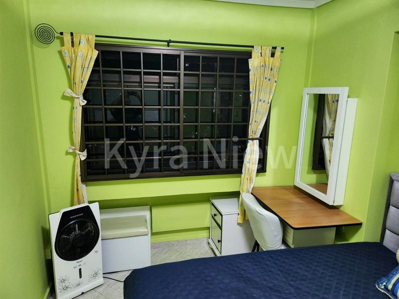 Common Room (HDB) for Rent in 172 Gangsa Road - Image 1