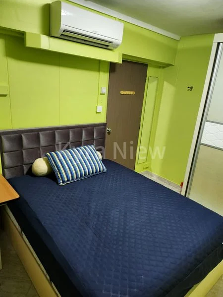 Common Room (HDB) for Rent in 172 Gangsa Road - Image 3