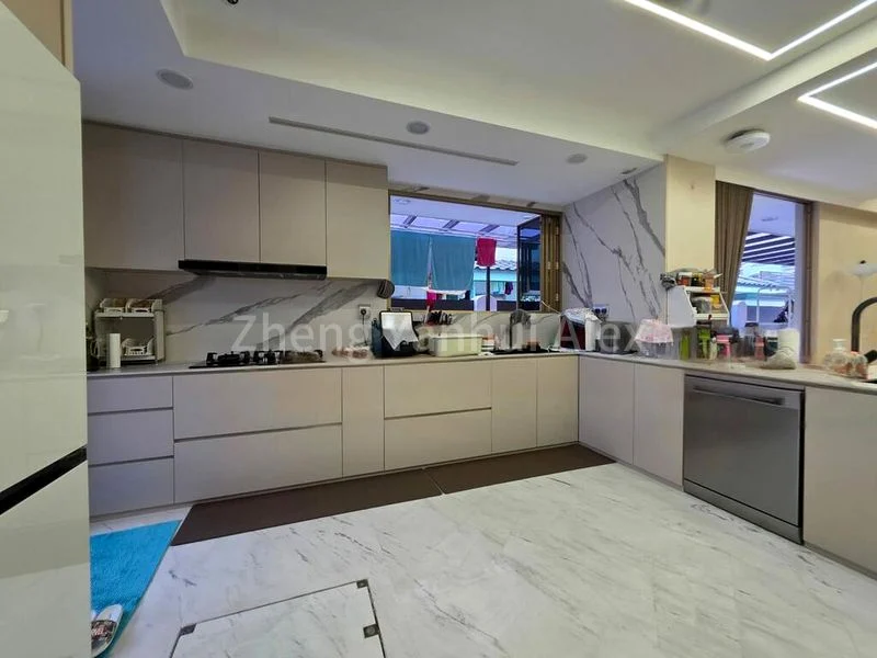 4 Bed Terraced House (Landed) for Sale in  Sunrise Villa - Image 13
