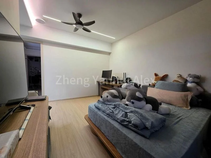 4 Bed Terraced House (Landed) for Sale in  Sunrise Villa - Image 9