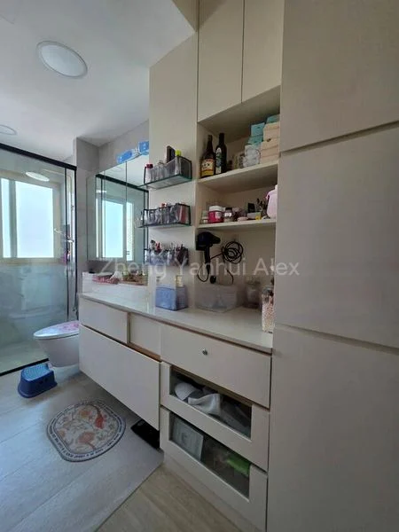 4 Bed Terraced House (Landed) for Sale in  Sunrise Villa - Image 1