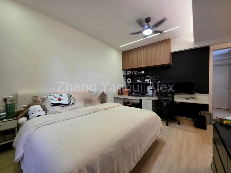 4 Bed Terraced House (Landed) for Sale in  Sunrise Villa - Image 7