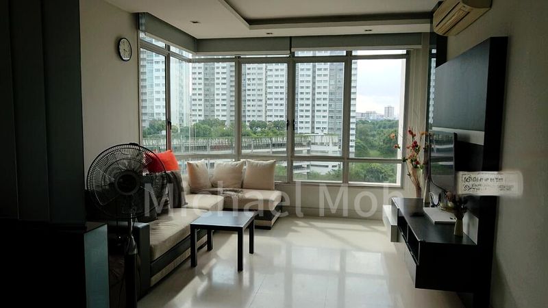 3 Bed Condo for Rent in  The Elysia - Image 4