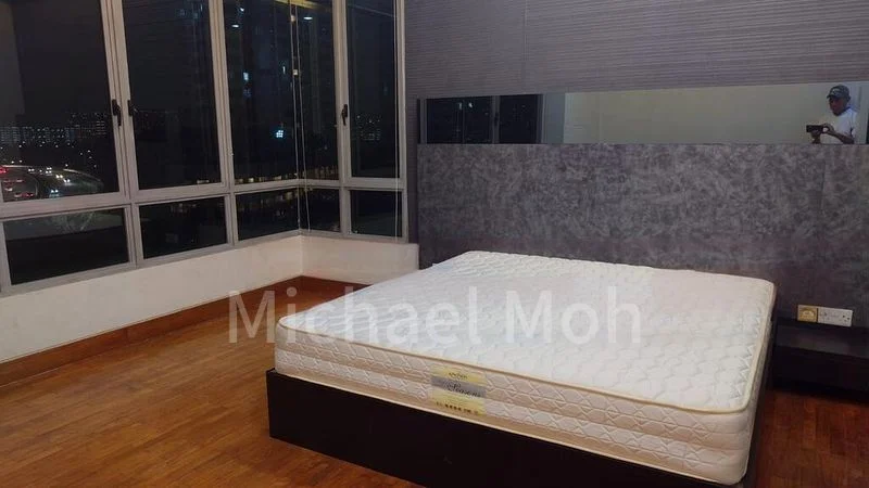 3 Bed Condo for Rent in  The Elysia - Image 1