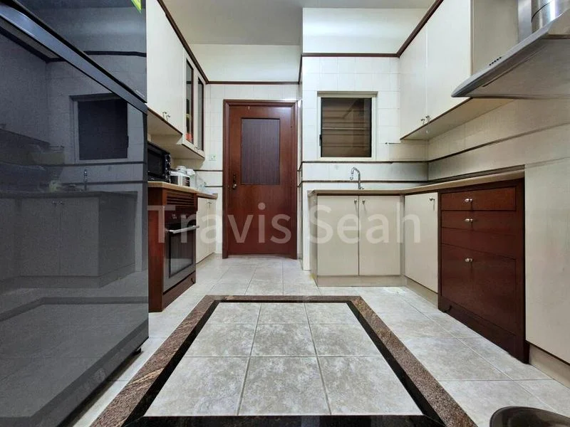 5 Bed Terraced House (Landed) for Rent in  Changi Heights - Image 8