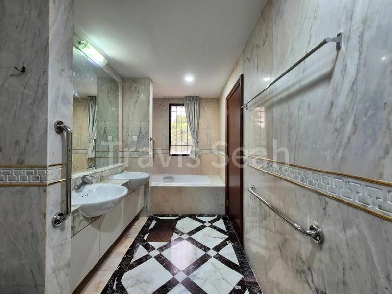 5 Bed Terraced House (Landed) for Rent in  Changi Heights - Image 4