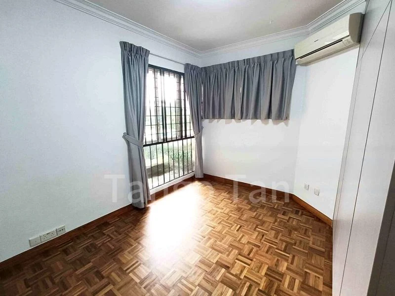 2 Bed Condo for Sale in  Bullion Park - Image 7