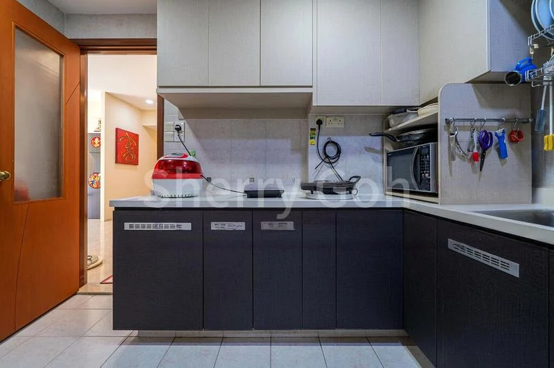 4 Bed Condo for Sale in The Petals - Image 3