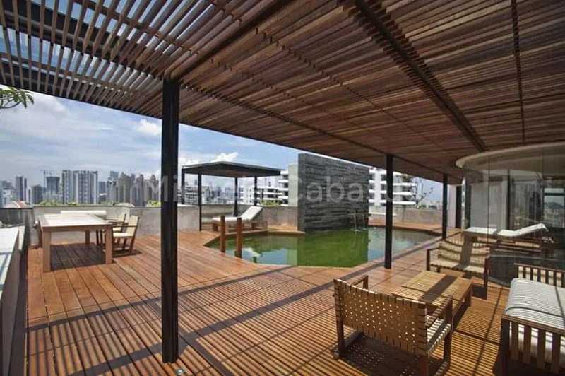 4+1 Bed Condo for Sale in  Beverly Hill - Image 1