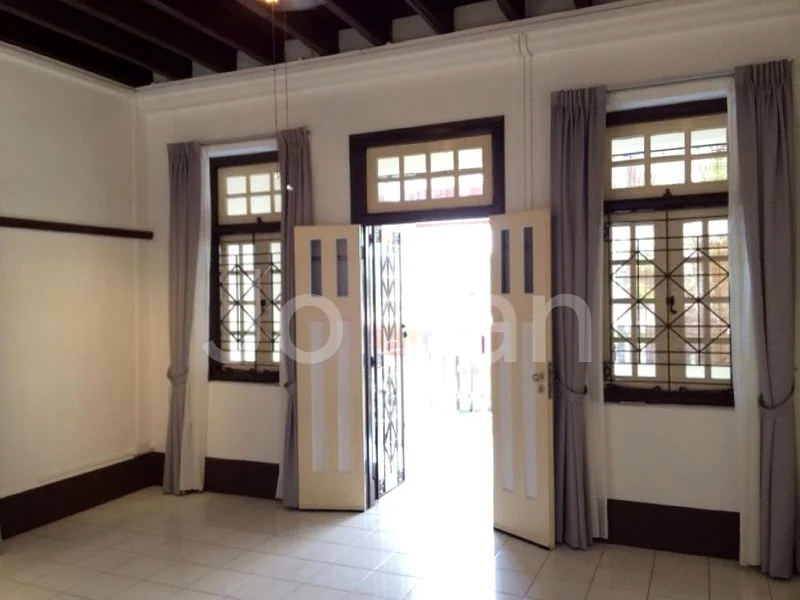 2 Bed Shophouse (Landed) for Rent in  Townerville - Image 2